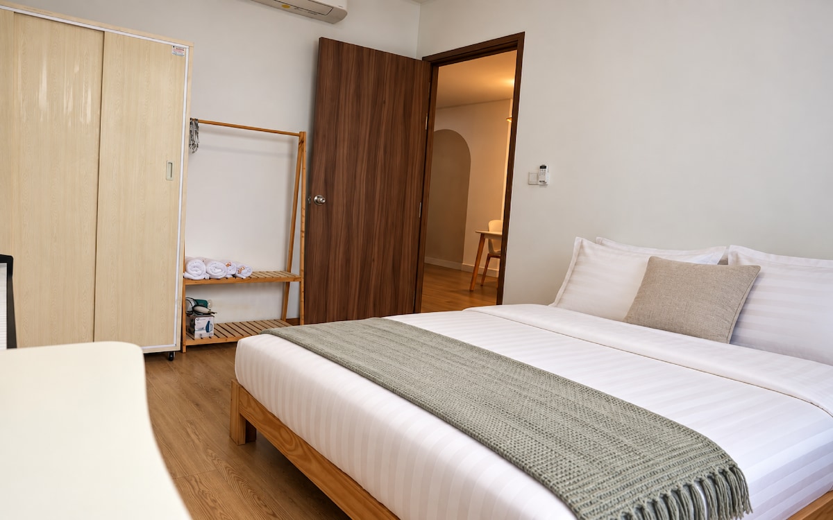 Dvela by Bear House (Quận 7)