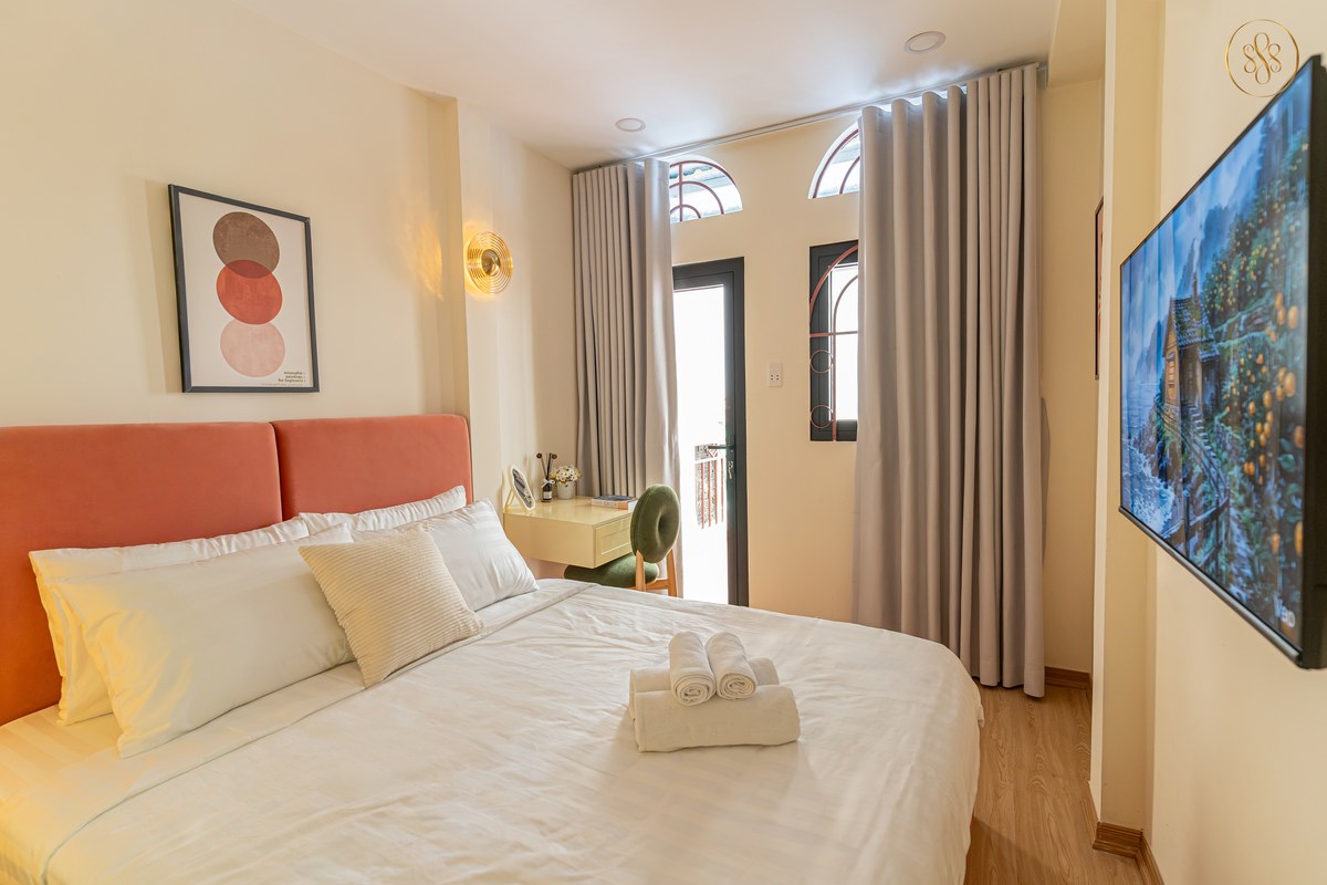 BearHouse Living Cô Giang (Townhouse Q1)